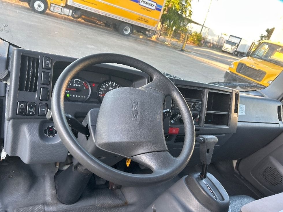 Light Duty Box Truck-Light and Medium Duty Trucks-Isuzu-2018-NPR EFI-Riviera Beach-FL-135,440\n\t\tmiles-$ 31,500 - Image 18