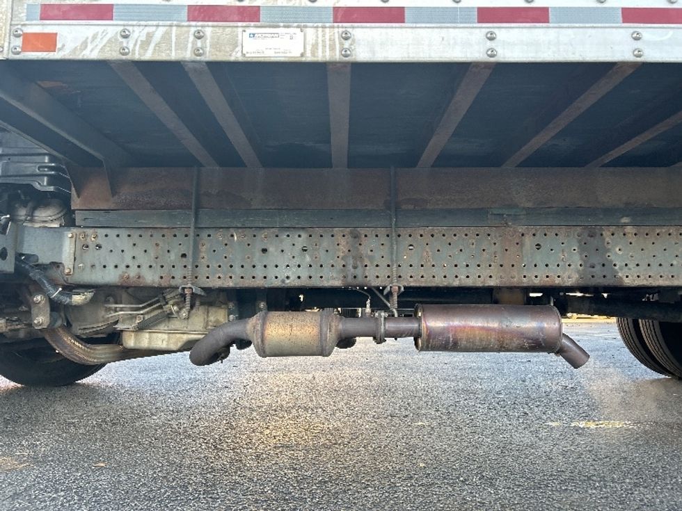 Light Duty Box Truck-Light and Medium Duty Trucks-Isuzu-2018-NPR EFI-Riviera Beach-FL-135,440\n\t\tmiles-$ 31,500 - Image 5