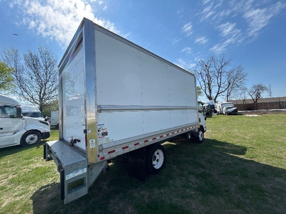 Light Duty Box Truck-Light and Medium Duty Trucks-Isuzu-2018-NPR EFI-Springfield-MO-104,415\n\t\tmiles-$ 32,750 - Image 13