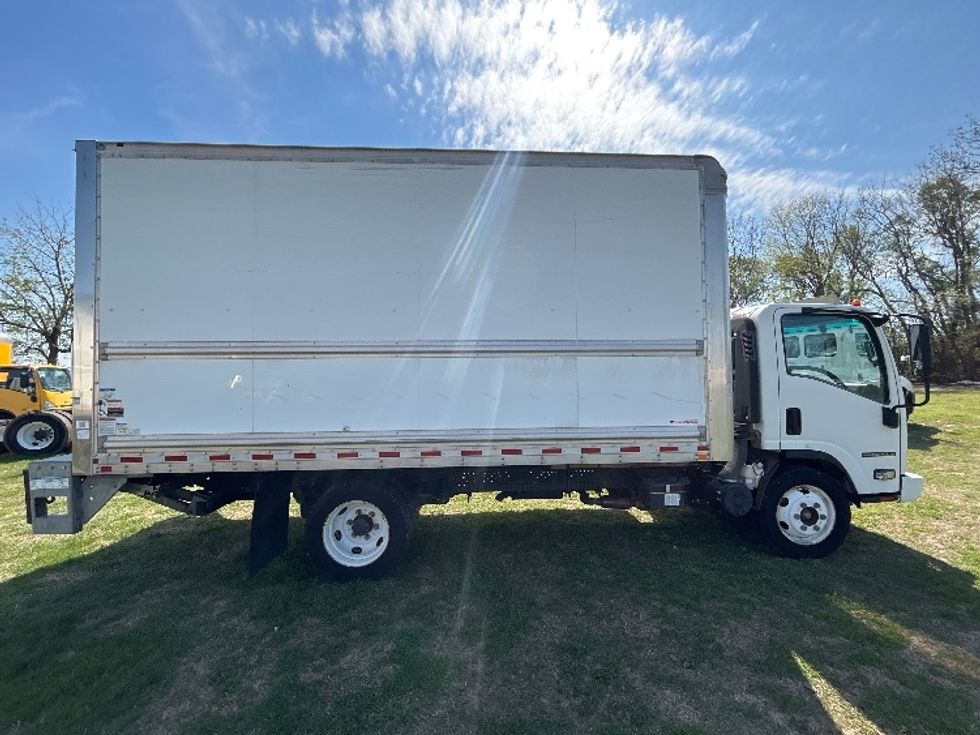 Light Duty Box Truck-Light and Medium Duty Trucks-Isuzu-2018-NPR EFI-Springfield-MO-104,415\n\t\tmiles-$ 32,750 - Image 15