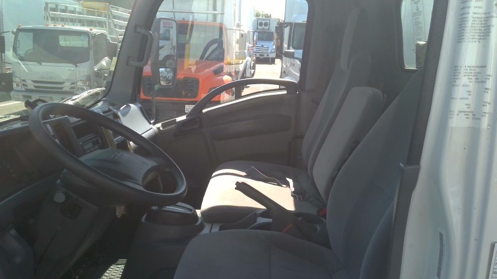 Light Duty Box Truck-Light and Medium Duty Trucks-Isuzu-2018-NPR EFI-Tracy-CA-100,270\n\t\tmiles-$ 34,500 - Image 19