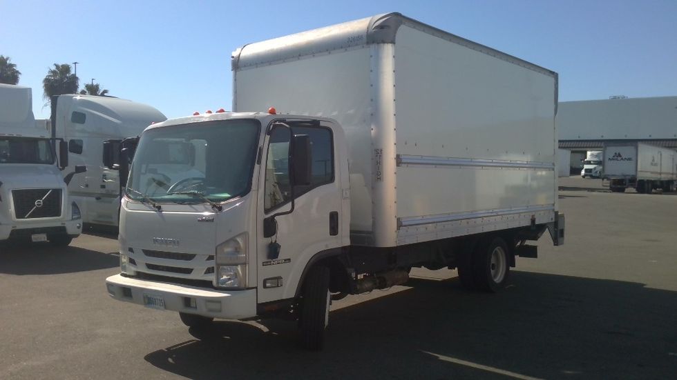 Light Duty Box Truck-Light and Medium Duty Trucks-Isuzu-2018-NPR EFI-Tracy-CA-100,270\n\t\tmiles-$ 34,500 - Image 3