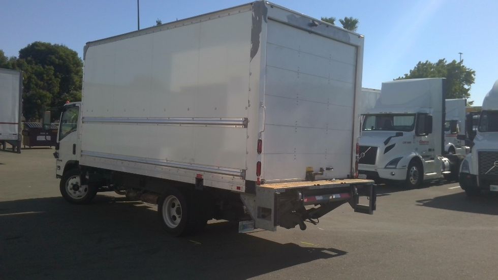 Light Duty Box Truck-Light and Medium Duty Trucks-Isuzu-2018-NPR EFI-Tracy-CA-100,270\n\t\tmiles-$ 34,500 - Image 6
