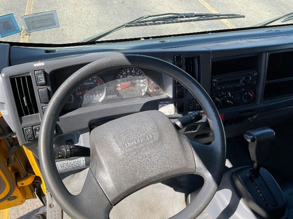 Light Duty Box Truck-Light and Medium Duty Trucks-Isuzu-2018-NPR EFI-West Babylon-NY-124,862\n\t\tmiles-$ 29,500 - Image 18