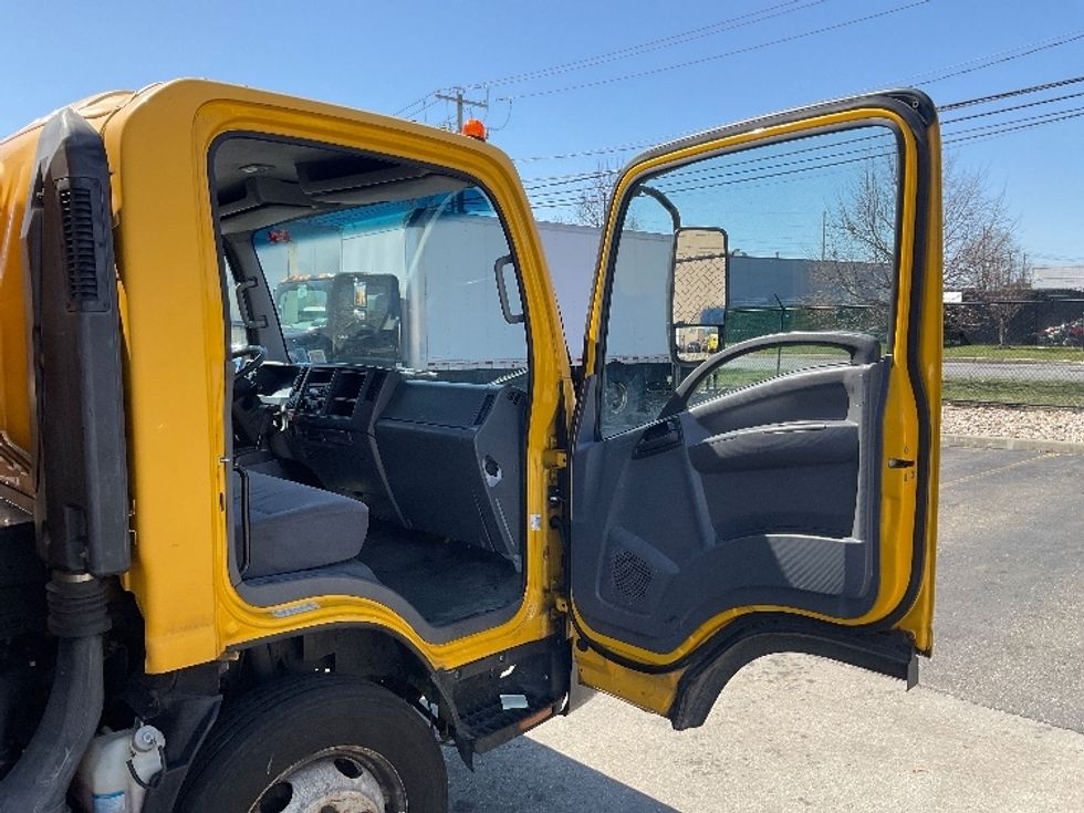 Light Duty Box Truck-Light and Medium Duty Trucks-Isuzu-2018-NPR EFI-West Babylon-NY-124,862\n\t\tmiles-$ 29,500 - Image 20