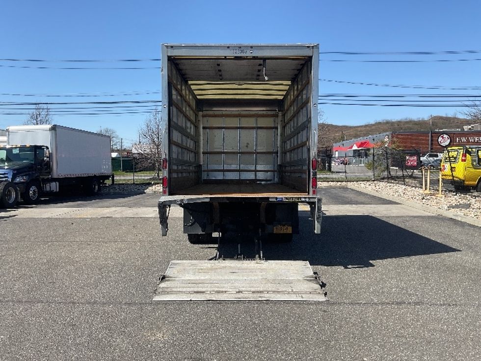 Light Duty Box Truck-Light and Medium Duty Trucks-Isuzu-2018-NPR EFI-West Babylon-NY-124,862\n\t\tmiles-$ 29,500 - Image 9