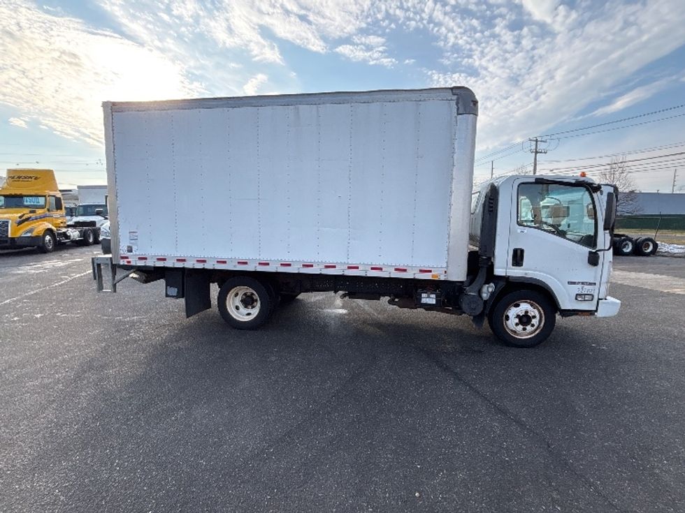Light Duty Box Truck-Light and Medium Duty Trucks-Isuzu-2018-NPR EFI-West Babylon-NY-151,563\n\t\tmiles-$ 27,750 - Image 16