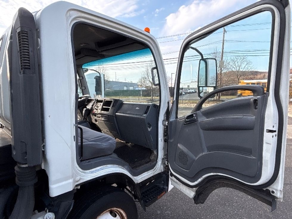 Light Duty Box Truck-Light and Medium Duty Trucks-Isuzu-2018-NPR EFI-West Babylon-NY-151,563\n\t\tmiles-$ 27,750 - Image 20
