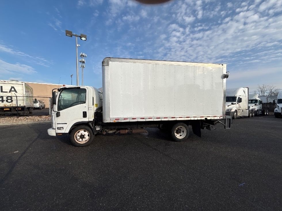 Light Duty Box Truck-Light and Medium Duty Trucks-Isuzu-2018-NPR EFI-West Babylon-NY-151,563\n\t\tmiles-$ 27,750 - Image 4