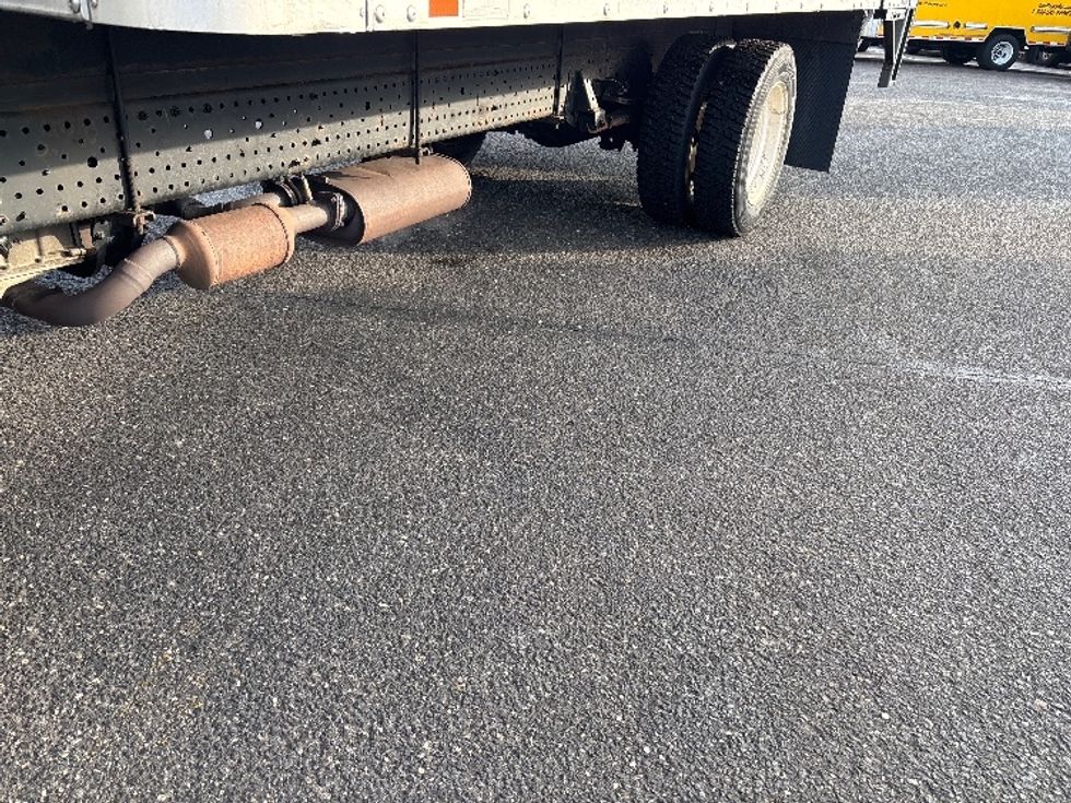 Light Duty Box Truck-Light and Medium Duty Trucks-Isuzu-2018-NPR EFI-West Babylon-NY-151,563\n\t\tmiles-$ 27,750 - Image 5