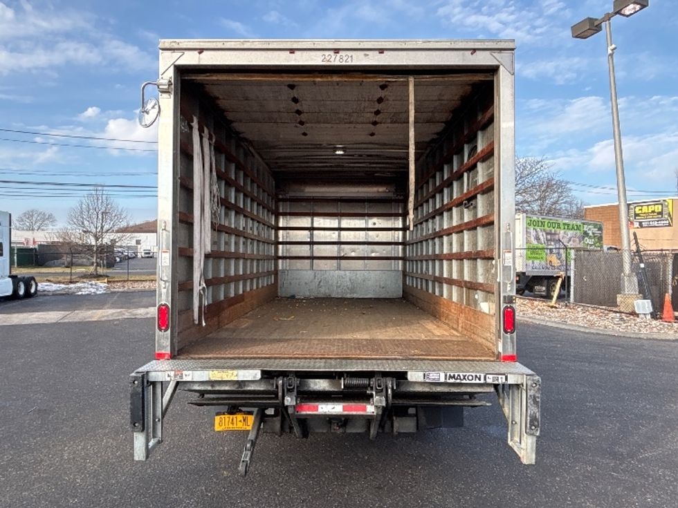 Light Duty Box Truck-Light and Medium Duty Trucks-Isuzu-2018-NPR EFI-West Babylon-NY-151,563\n\t\tmiles-$ 27,750 - Image 8