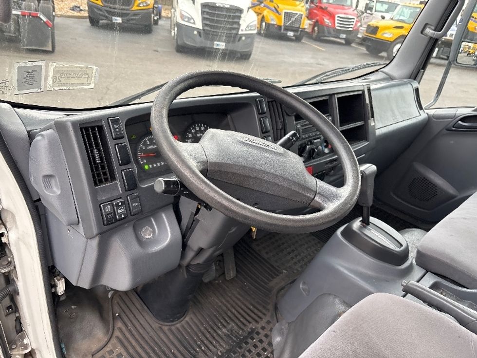 Light Duty Box Truck-Light and Medium Duty Trucks-Isuzu-2018-NPR EFI-West Babylon-NY-156,912\n\t\tmiles-$ 27,250 - Image 17