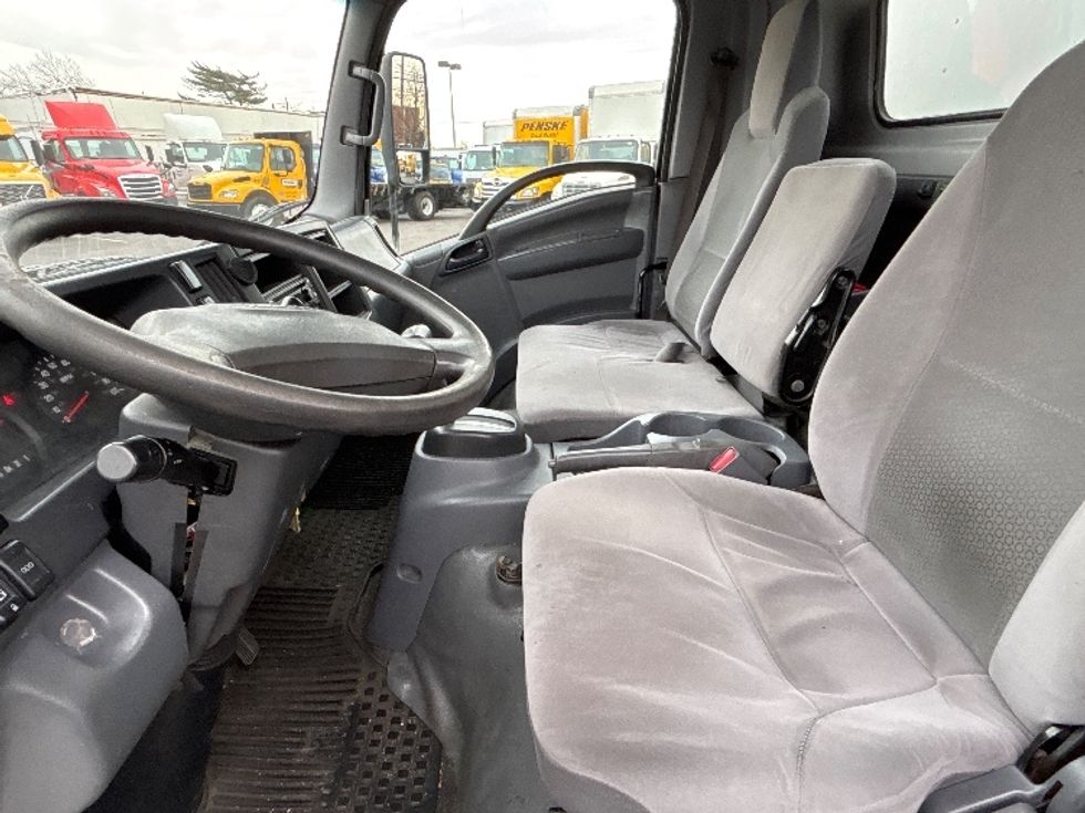 Light Duty Box Truck-Light and Medium Duty Trucks-Isuzu-2018-NPR EFI-West Babylon-NY-156,912\n\t\tmiles-$ 27,250 - Image 19