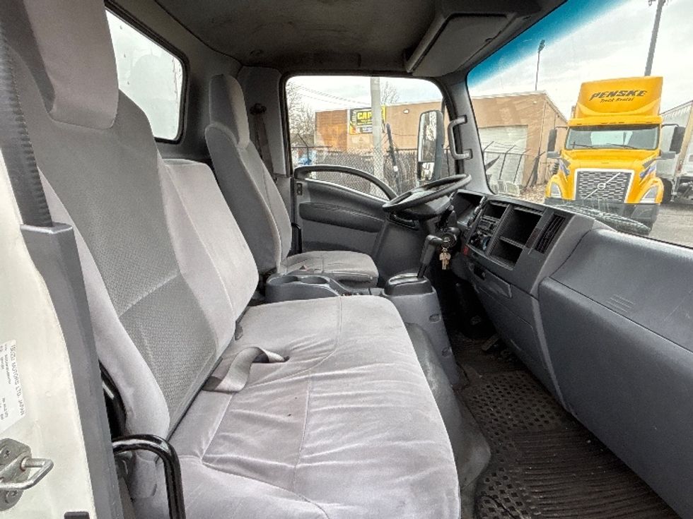 Light Duty Box Truck-Light and Medium Duty Trucks-Isuzu-2018-NPR EFI-West Babylon-NY-156,912\n\t\tmiles-$ 27,250 - Image 22