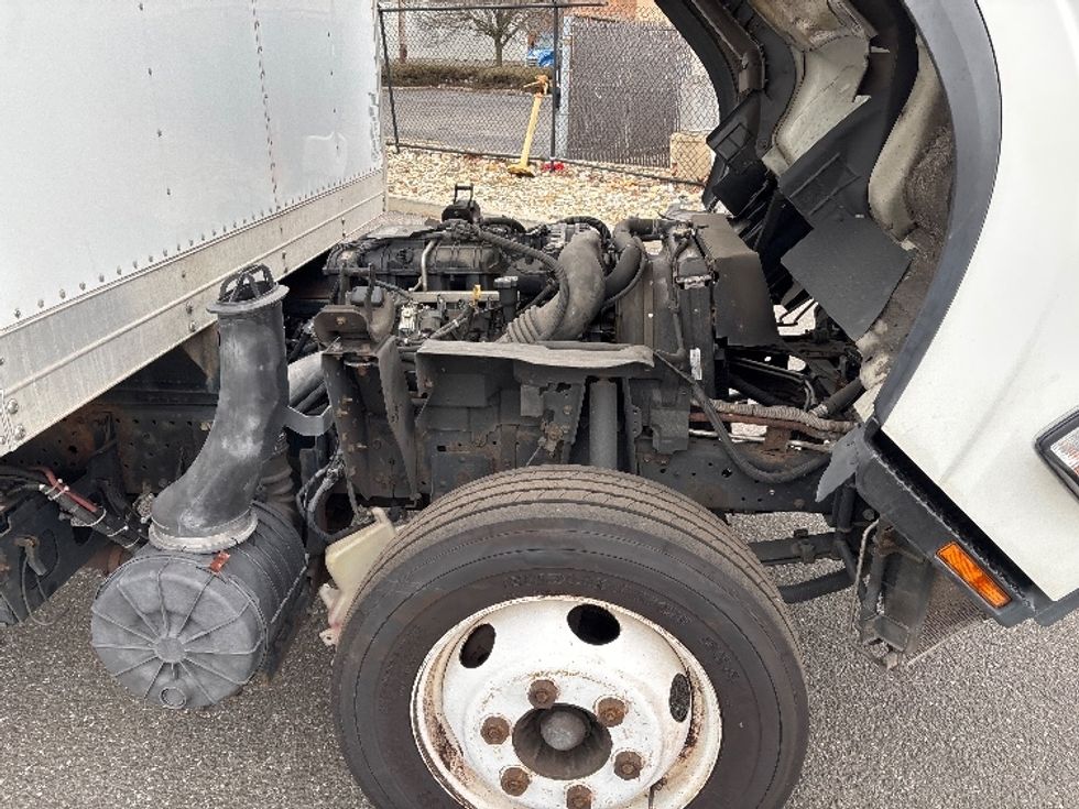 Light Duty Box Truck-Light and Medium Duty Trucks-Isuzu-2018-NPR EFI-West Babylon-NY-156,912\n\t\tmiles-$ 27,250 - Image 23