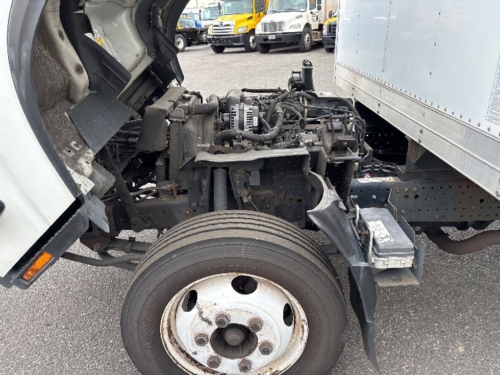 Light Duty Box Truck-Light and Medium Duty Trucks-Isuzu-2018-NPR EFI-West Babylon-NY-156,912\n\t\tmiles-$ 27,250 - Image 24
