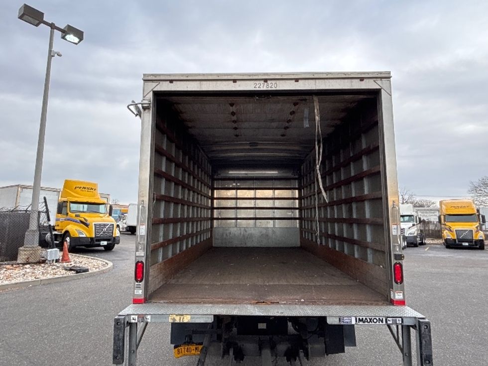 Light Duty Box Truck-Light and Medium Duty Trucks-Isuzu-2018-NPR EFI-West Babylon-NY-156,912\n\t\tmiles-$ 27,250 - Image 8