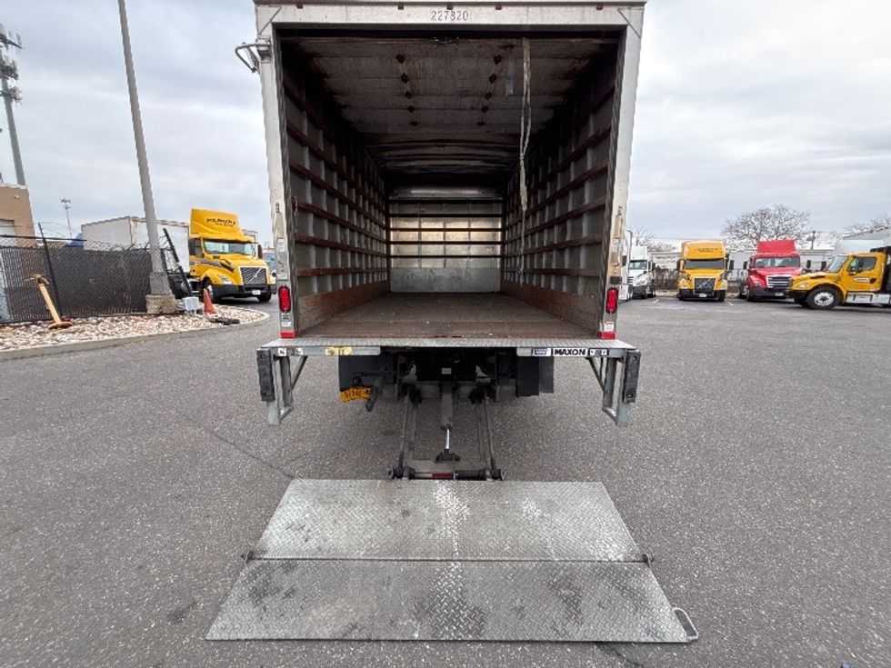 Light Duty Box Truck-Light and Medium Duty Trucks-Isuzu-2018-NPR EFI-West Babylon-NY-156,912\n\t\tmiles-$ 27,250 - Image 9