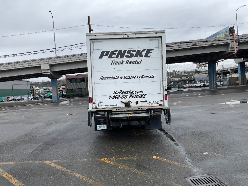 Light Duty Box Truck-Light and Medium Duty Trucks-Isuzu-2018-NPR-Kent-WA-89,247\n\t\tmiles-$ 42,250 - Image 7