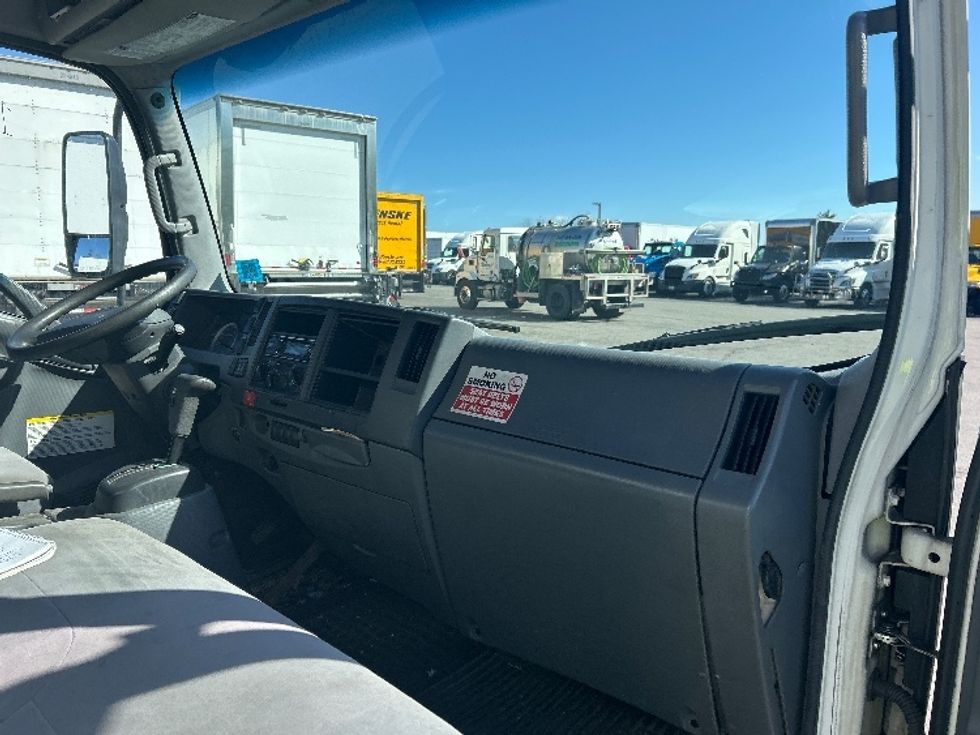 Light Duty Box Truck-Light and Medium Duty Trucks-Isuzu-2018-NPR-Londonderry-NH-277,473\n\t\tmiles-$ 17,500 - Image 20
