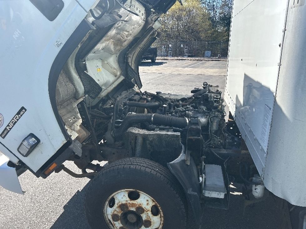 Light Duty Box Truck-Light and Medium Duty Trucks-Isuzu-2018-NPR-Londonderry-NH-277,473\n\t\tmiles-$ 17,500 - Image 22