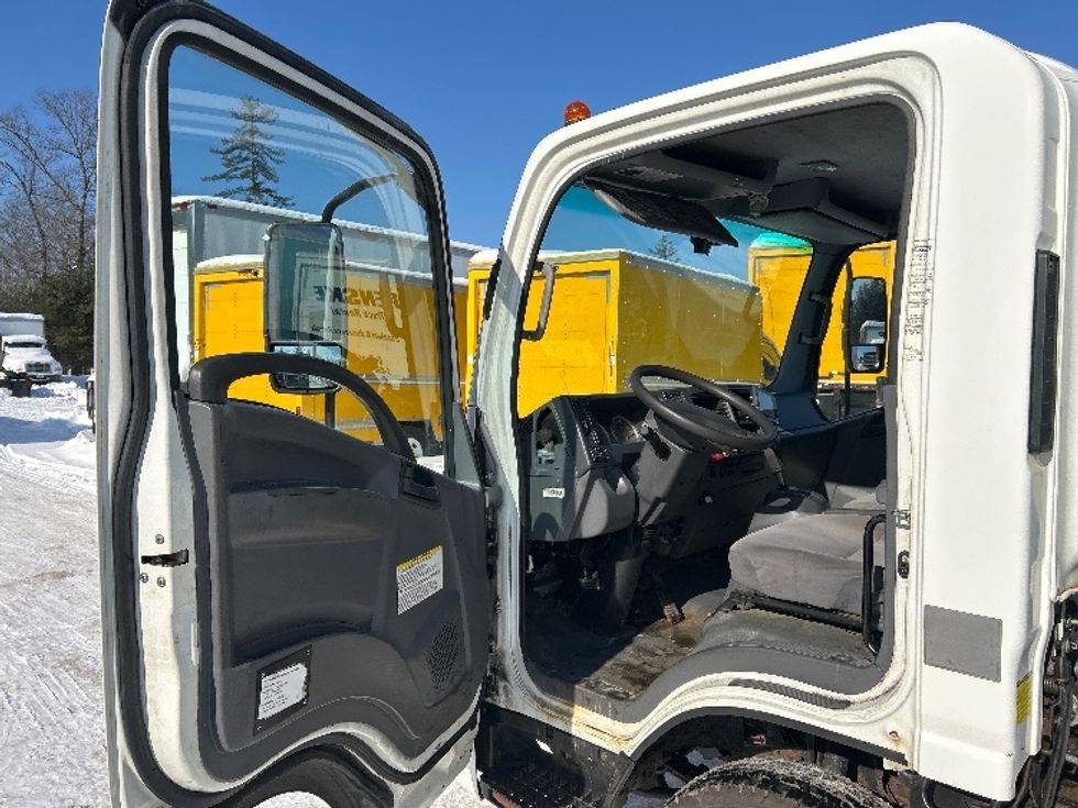 Light Duty Box Truck-Light and Medium Duty Trucks-Isuzu-2018-NPR-Londonderry-NH-328,250\n\t\tmiles-$ 17,500 - Image 16