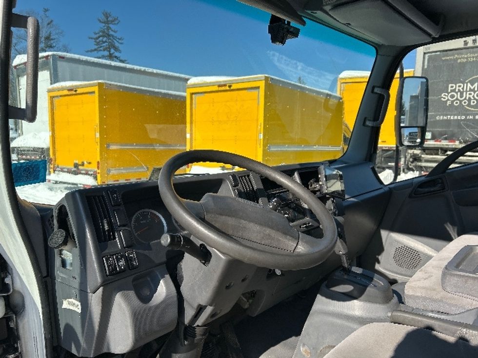 Light Duty Box Truck-Light and Medium Duty Trucks-Isuzu-2018-NPR-Londonderry-NH-328,250\n\t\tmiles-$ 17,500 - Image 17