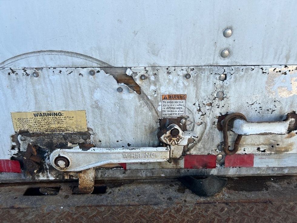 Light Duty Box Truck-Light and Medium Duty Trucks-Isuzu-2018-NPR-Londonderry-NH-328,250\n\t\tmiles-$ 17,500 - Image 25