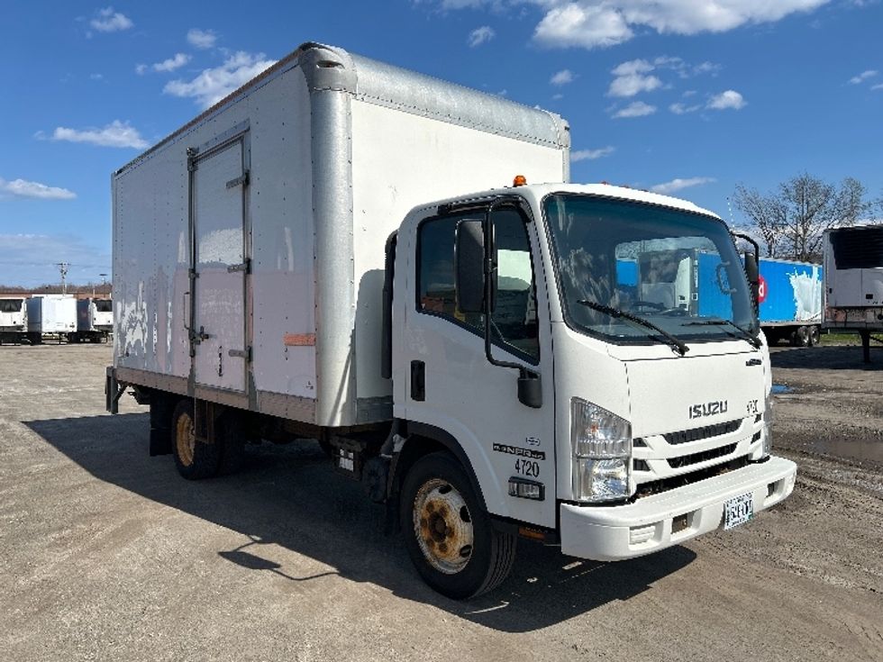 Light Duty Box Truck-Light and Medium Duty Trucks-Isuzu-2018-NPR-Londonderry-NH-70,901\n\t\tmiles-$ 33,750 - Image 1