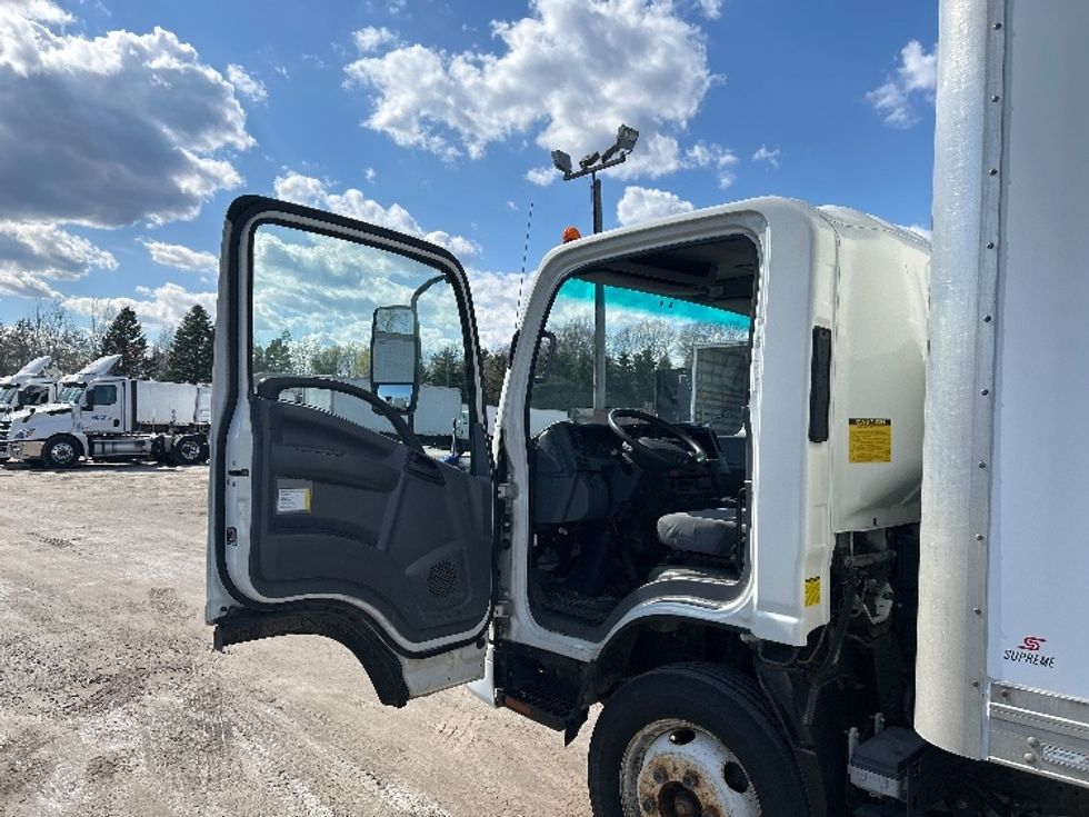 Light Duty Box Truck-Light and Medium Duty Trucks-Isuzu-2018-NPR-Londonderry-NH-70,901\n\t\tmiles-$ 33,750 - Image 16