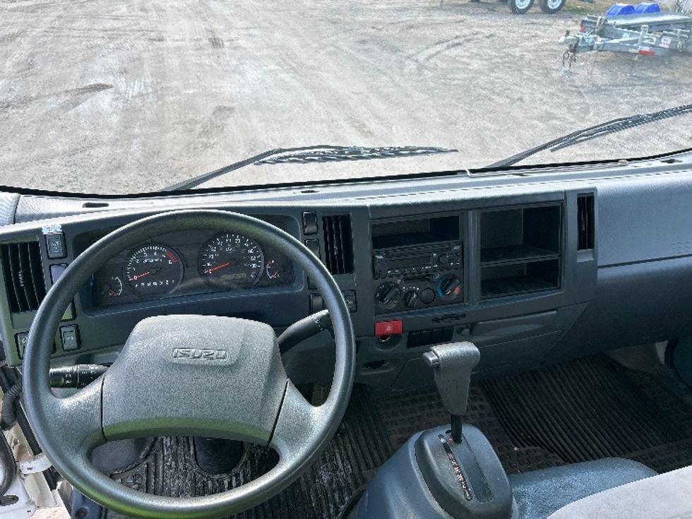 Light Duty Box Truck-Light and Medium Duty Trucks-Isuzu-2018-NPR-Londonderry-NH-70,901\n\t\tmiles-$ 33,750 - Image 18
