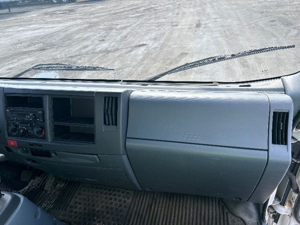 Light Duty Box Truck-Light and Medium Duty Trucks-Isuzu-2018-NPR-Londonderry-NH-70,901\n\t\tmiles-$ 33,750 - Image 21