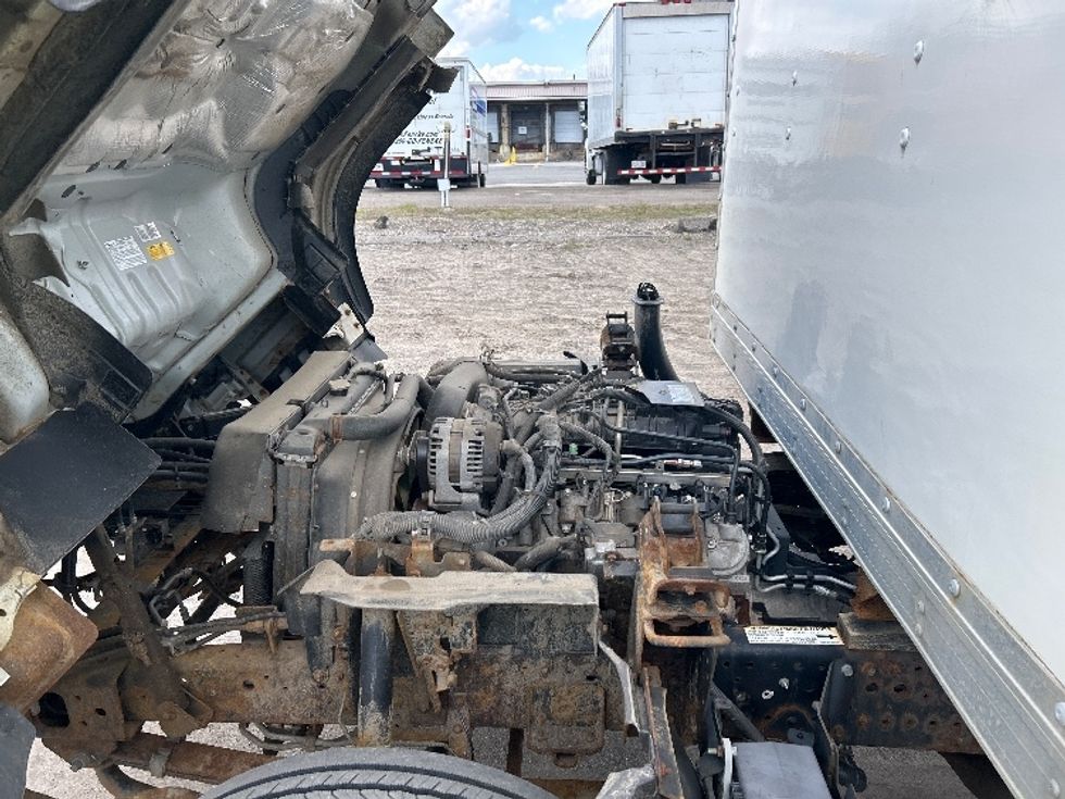 Light Duty Box Truck-Light and Medium Duty Trucks-Isuzu-2018-NPR-Londonderry-NH-70,901\n\t\tmiles-$ 33,750 - Image 24