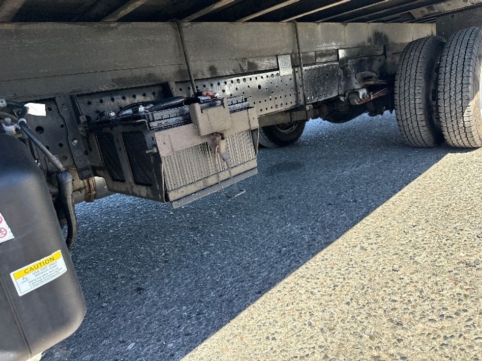 Light Duty Box Truck-Light and Medium Duty Trucks-Isuzu-2018-NPR-West Sacramento-CA-109,216\n\t\tmiles-$ 35,500 - Image 5