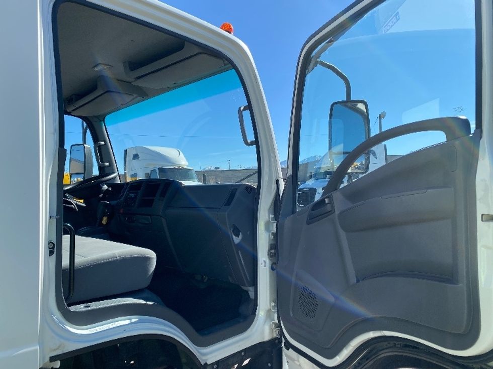 Light Duty Box Truck-Light and Medium Duty Trucks-Isuzu-2018-NPR-West Valley City-UT-175,547\n\t\tmiles-$ 25,750 - Image 19