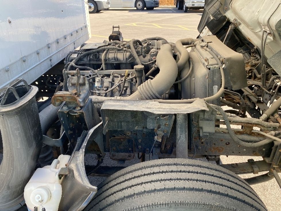 Light Duty Box Truck-Light and Medium Duty Trucks-Isuzu-2018-NPR-West Valley City-UT-175,547\n\t\tmiles-$ 25,750 - Image 22