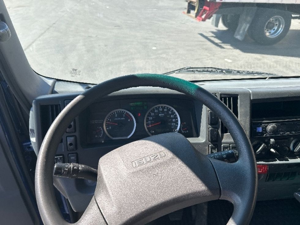 Light Duty Box Truck-Light and Medium Duty Trucks-Isuzu-2018-NPRXD-Kent-WA-97,326\n\t\tmiles-$ 40,000 - Image 17