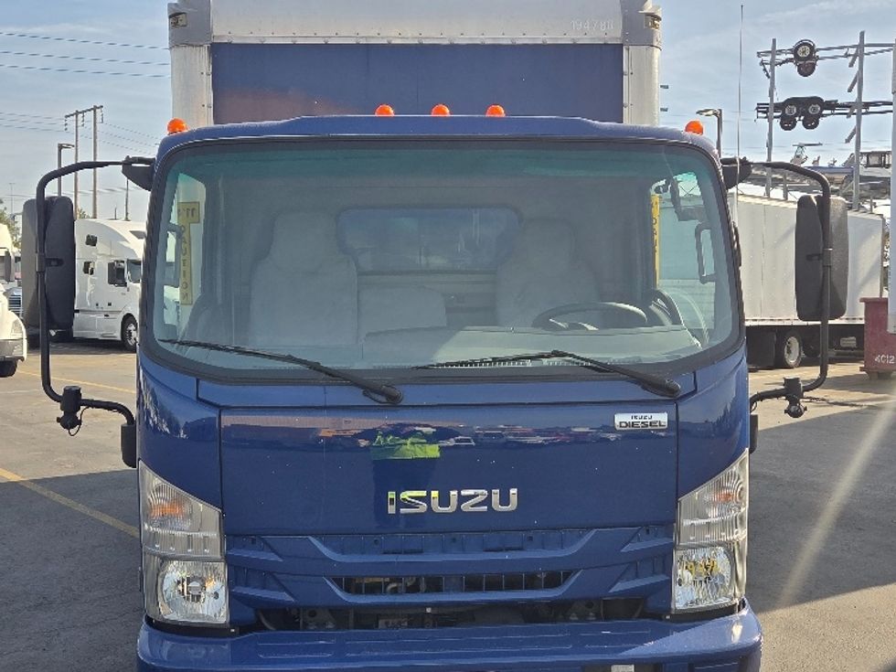Light Duty Box Truck-Light and Medium Duty Trucks-Isuzu-2018-NPRXD-Kent-WA-97,326\n\t\tmiles-$ 40,000 - Image 2