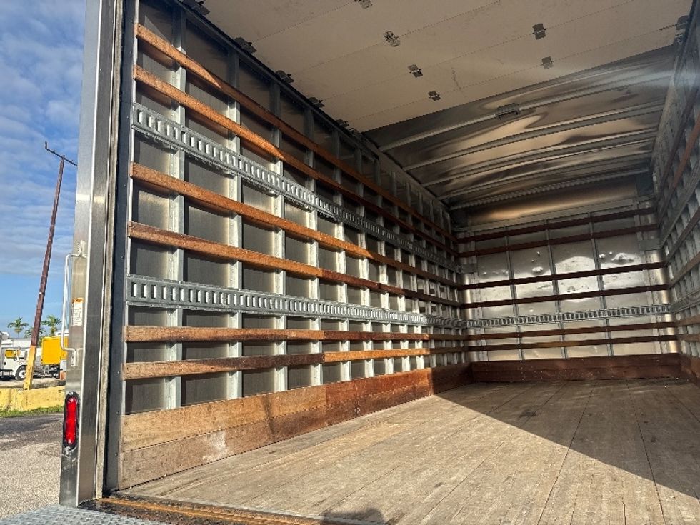 Light Duty Box Truck-Light and Medium Duty Trucks-Isuzu-2018-NPRXD-Medley-FL-165,975\n\t\tmiles-$ 33,750 - Image 11