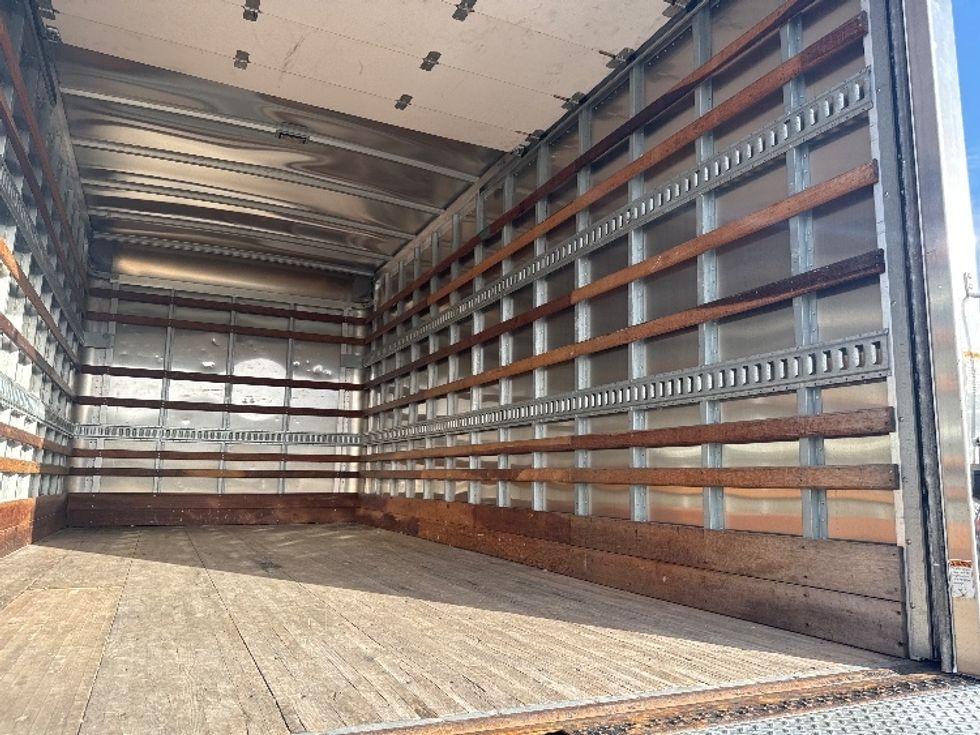 Light Duty Box Truck-Light and Medium Duty Trucks-Isuzu-2018-NPRXD-Medley-FL-165,975\n\t\tmiles-$ 33,750 - Image 12