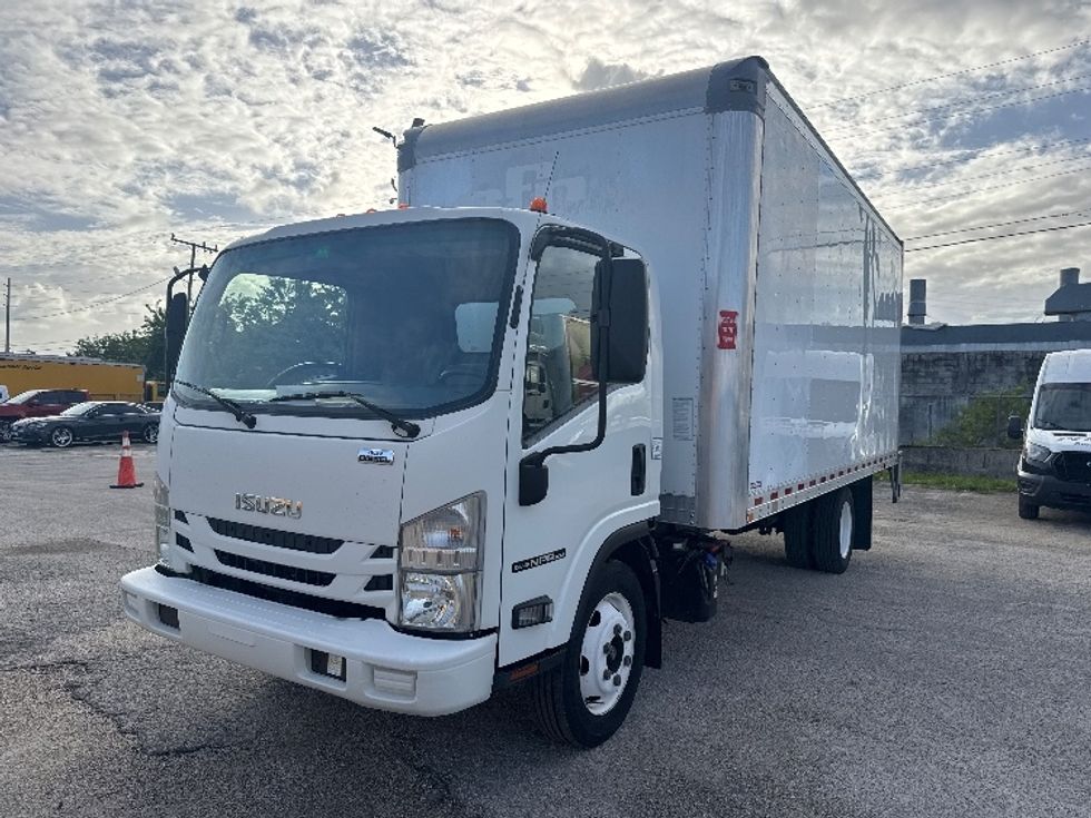 Light Duty Box Truck-Light and Medium Duty Trucks-Isuzu-2018-NPRXD-Medley-FL-165,975\n\t\tmiles-$ 33,750 - Image 3