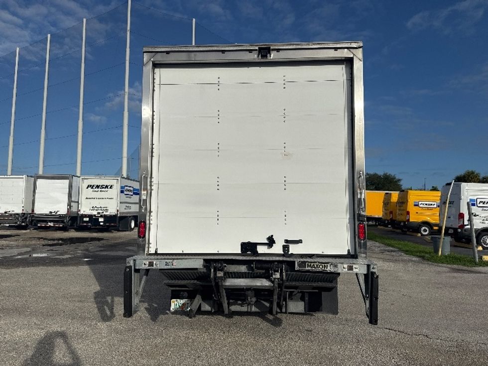 Light Duty Box Truck-Light and Medium Duty Trucks-Isuzu-2018-NPRXD-Medley-FL-165,975\n\t\tmiles-$ 33,750 - Image 7