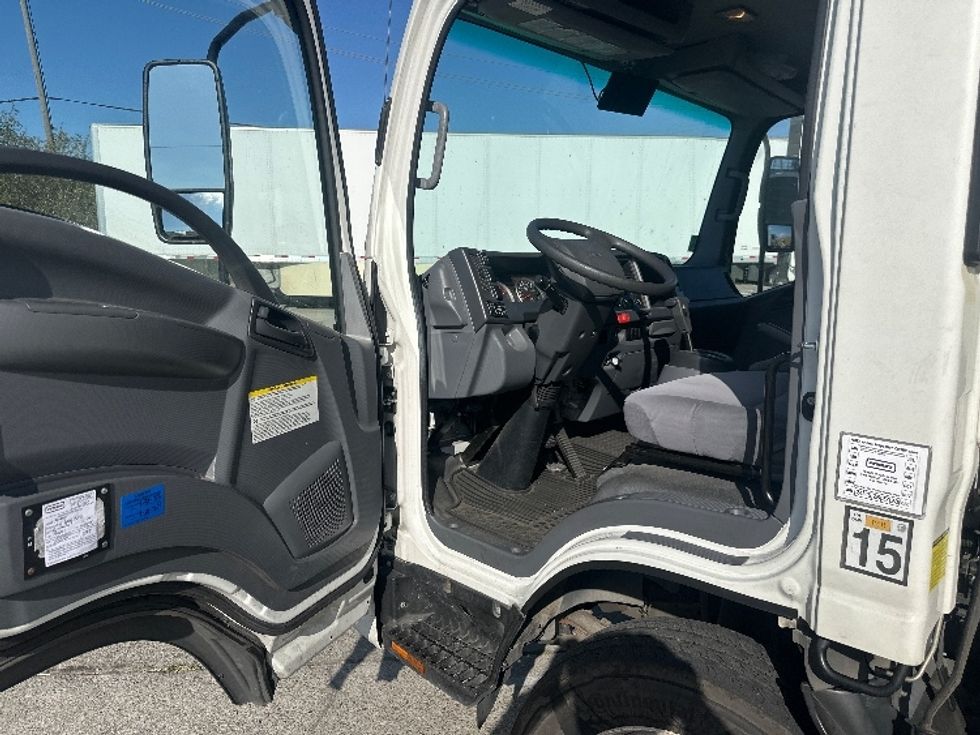Light Duty Box Truck-Light and Medium Duty Trucks-Isuzu-2018-NPRXD-West Sacramento-CA-84,522\n\t\tmiles-$ 39,750 - Image 16