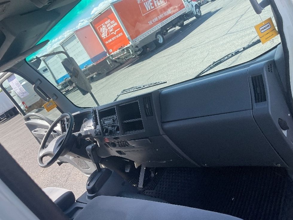 Light Duty Box Truck-Light and Medium Duty Trucks-Isuzu-2019-NPR-Albuquerque-NM-149,176\n\t\tmiles-$ 37,500 - Image 9