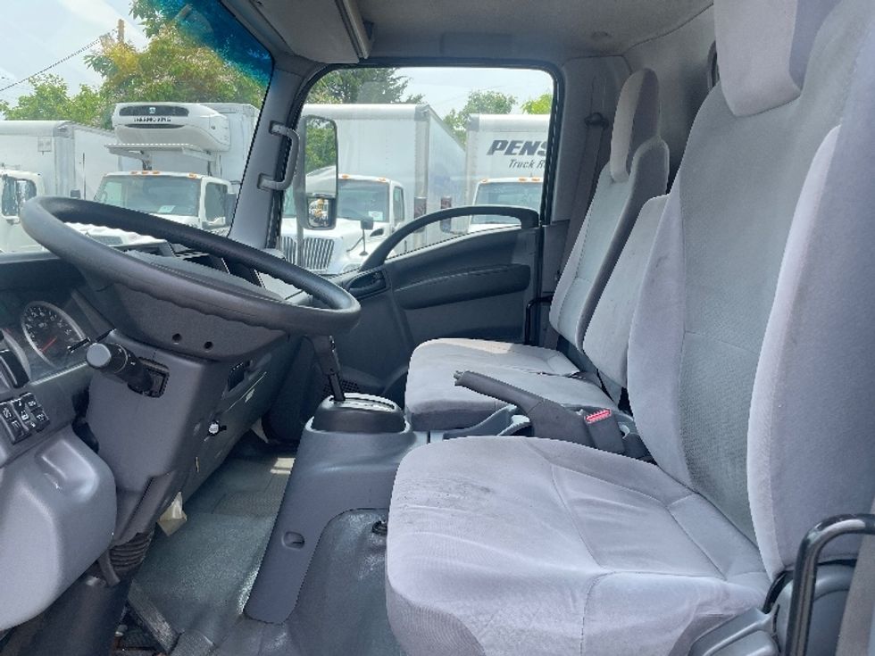 Light Duty Box Truck-Light and Medium Duty Trucks-Isuzu-2019-NPR-Baltimore-MD-129,273\n\t\tmiles-$ 39,000 - Image 19