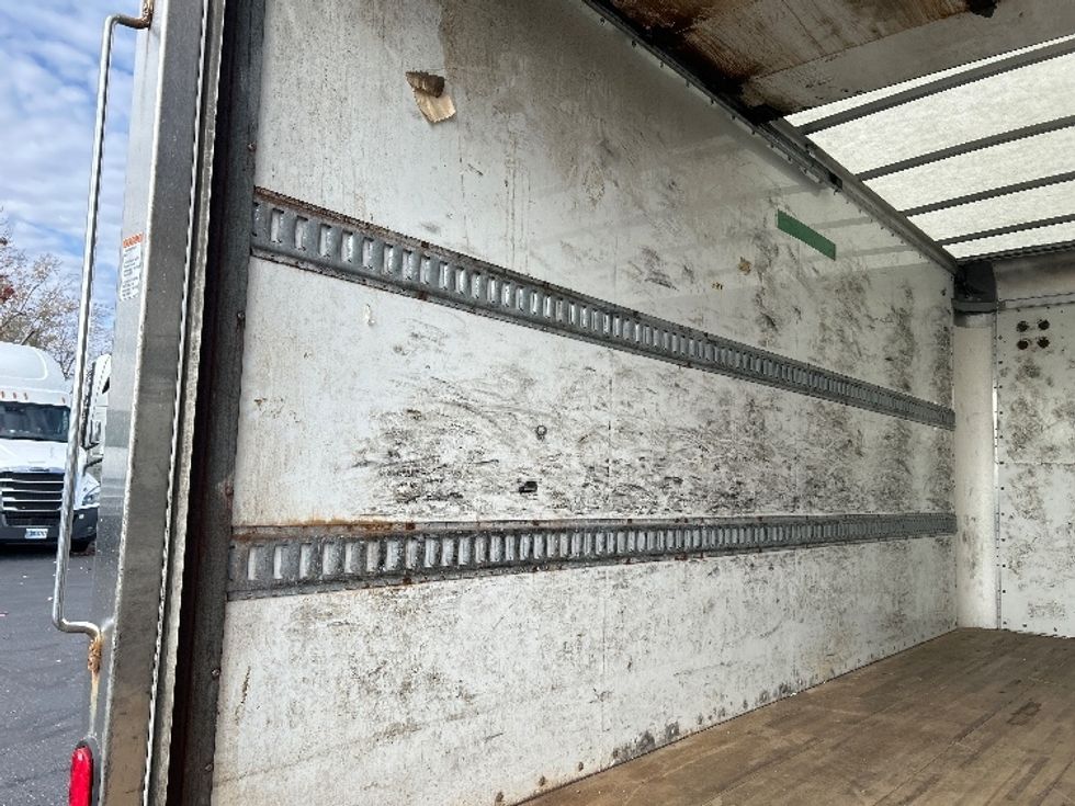 Light Duty Box Truck-Light and Medium Duty Trucks-Isuzu-2019-NPR-Canton-OH-266,148\n\t\tmiles-$ 20,000 - Image 10