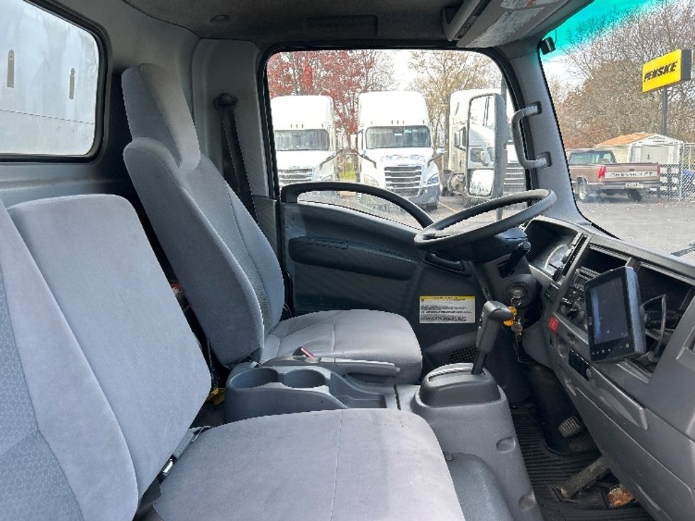 Light Duty Box Truck-Light and Medium Duty Trucks-Isuzu-2019-NPR-Canton-OH-266,148\n\t\tmiles-$ 20,000 - Image 21