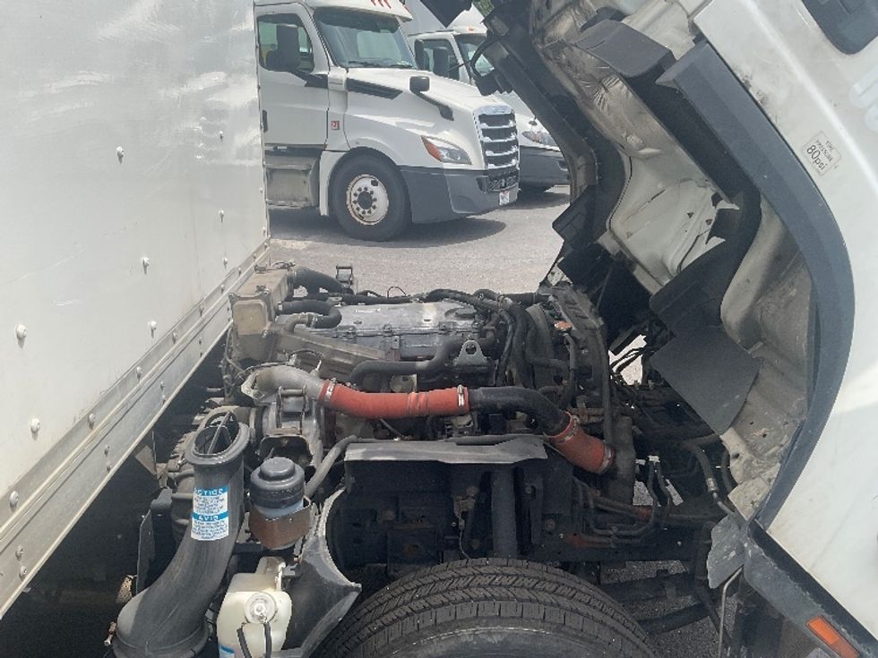 Light Duty Box Truck-Light and Medium Duty Trucks-Isuzu-2019-NPR-Capitol Heights-MD-174,218\n\t\tmiles-$ 30,250 - Image 24