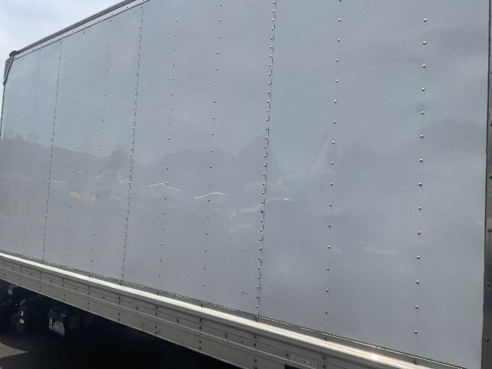 Light Duty Box Truck-Light and Medium Duty Trucks-Isuzu-2019-NPR-Capitol Heights-MD-174,218\n\t\tmiles-$ 30,250 - Image 27