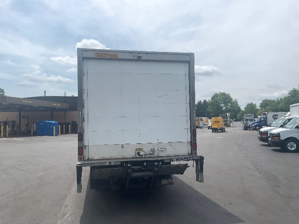Light Duty Box Truck-Light and Medium Duty Trucks-Isuzu-2019-NPR-Capitol Heights-MD-174,218\n\t\tmiles-$ 30,250 - Image 7